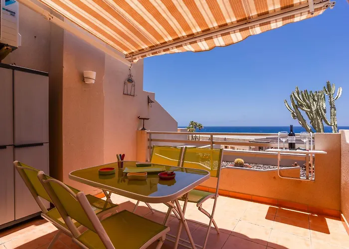 Acogedor Duplex Frente Al Mar En La Tejita *