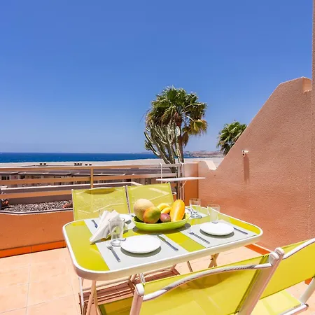 Acogedor Duplex Frente Al Mar En La Tejita *