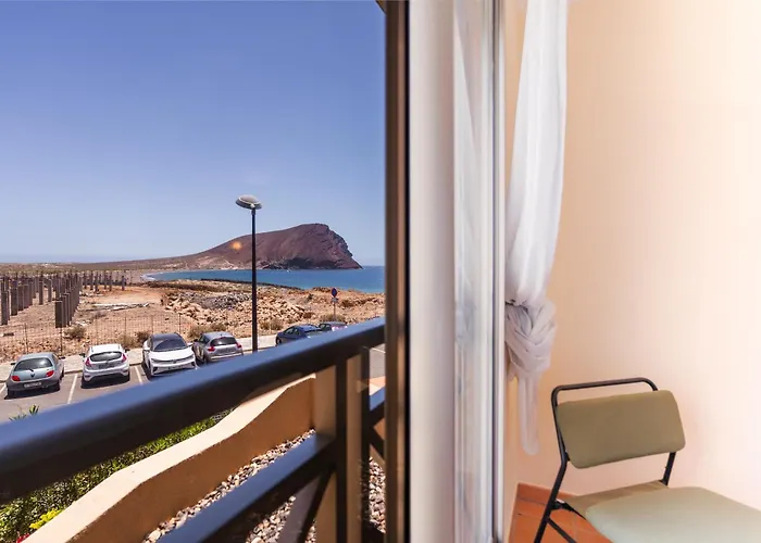 Apartamento Acogedor Duplex Frente Al Mar En La Tejita Granadilla De Abona