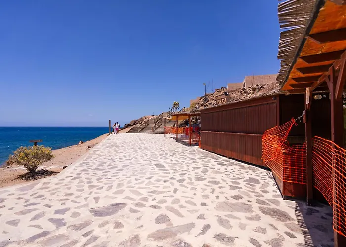 Apartamento Acogedor Duplex Frente Al Mar En La Tejita Granadilla De Abona