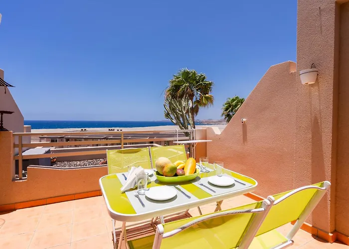 Acogedor Duplex Frente Al Mar En La Tejita *