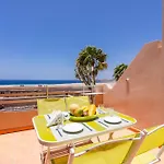 Acogedor Duplex Frente Al Mar En La Tejita *